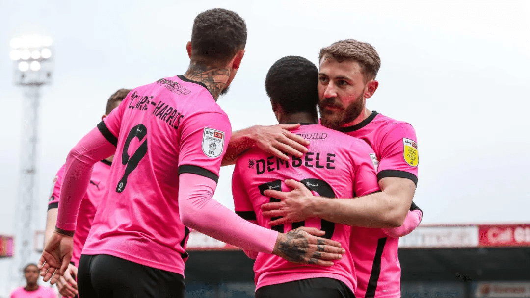 世俱杯时间-彼德堡联主场压胜积分榜,保持不败的简单介绍