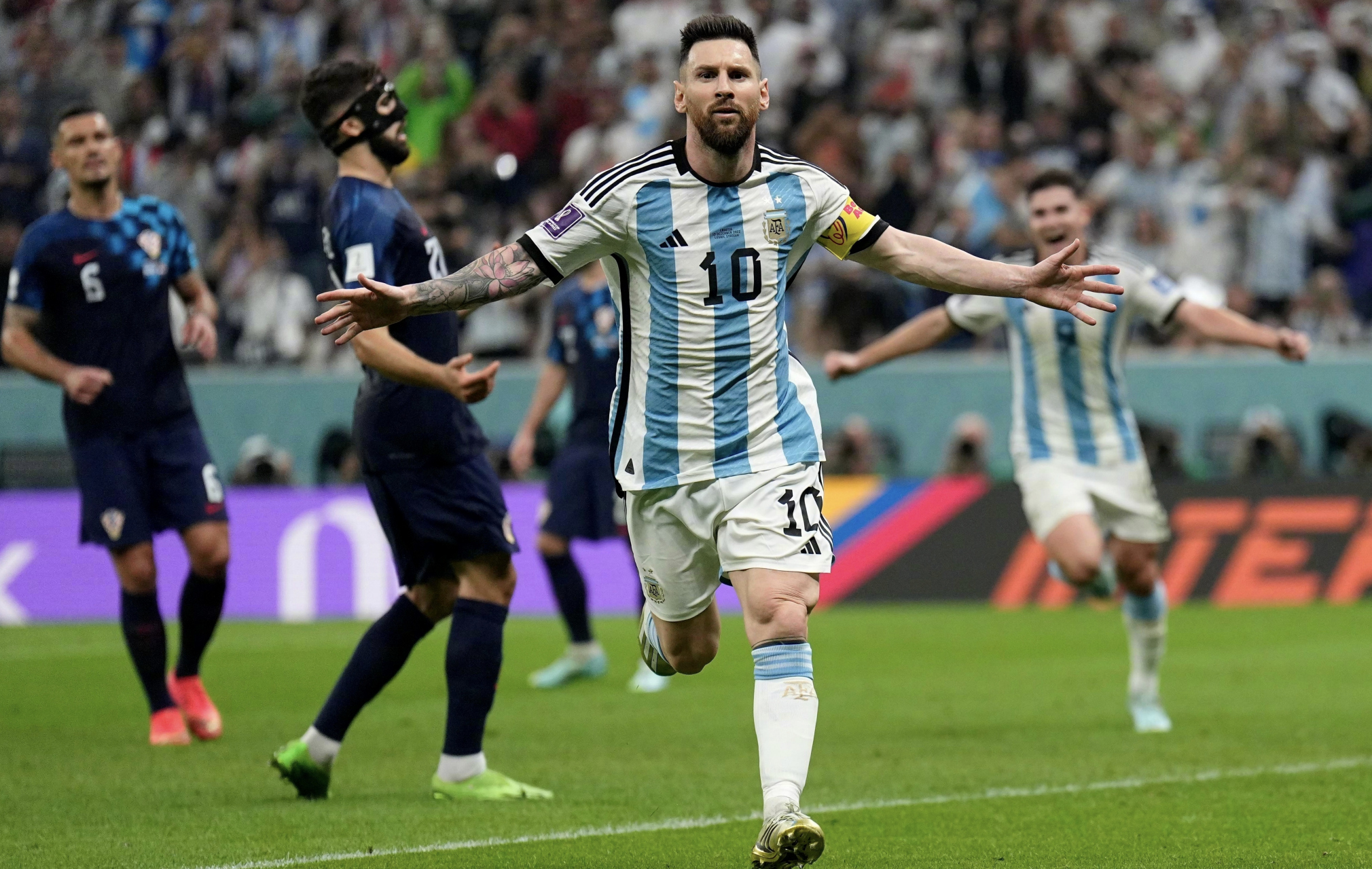 世俱杯2025-篮球风云再起:阿根廷队强势闯入决赛的简单介绍