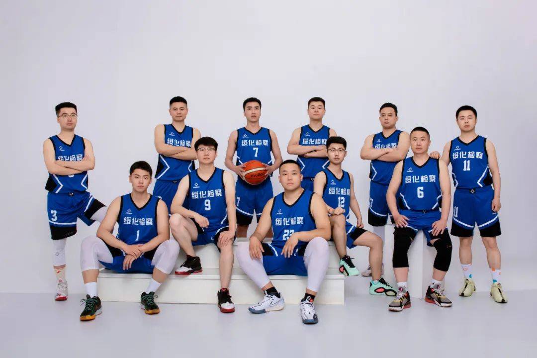 体育比赛中,一支队伍取得了关键性胜利 体育比赛中,一支队伍取得了关键性胜利