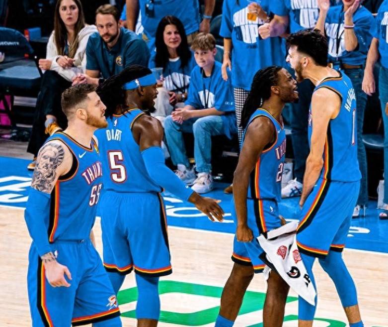 步行者新内线表现神勇,球队扭转颓势的简单介绍 步行者新内线表现神勇,球队扭转颓势的简单介绍