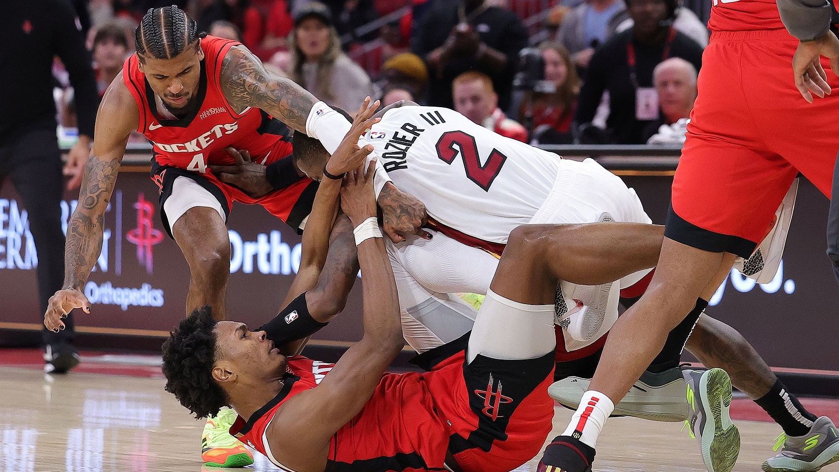 火箭力压热火,助力豪取四连胜的简单介绍 火箭力压热火,助力豪取四连胜的简单介绍