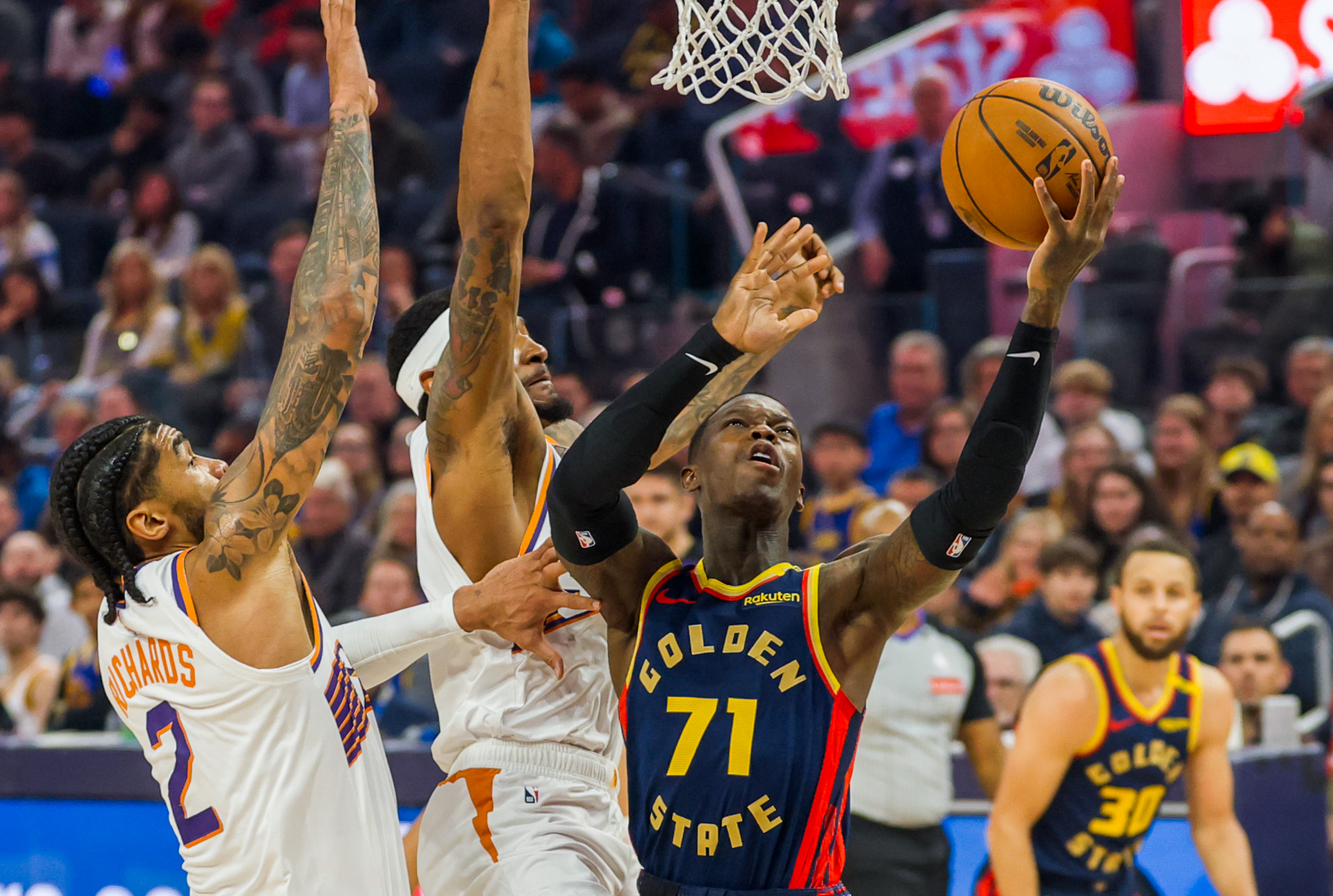 世俱杯2025-包含勇士连续五场失利新赛季表现低迷的词条