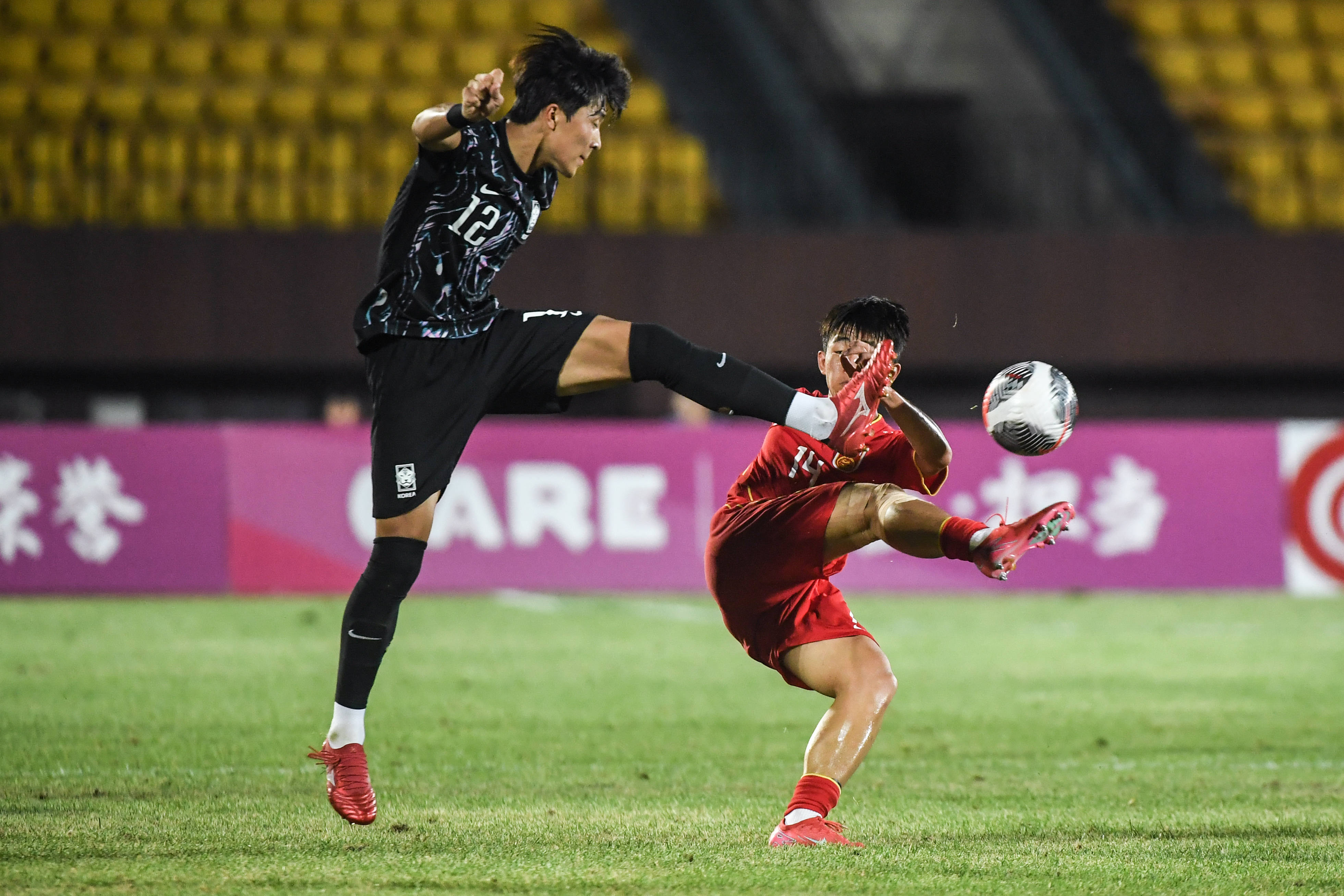 世俱杯2025-亚洲足球锦标赛现场直播,中国队表现亮眼