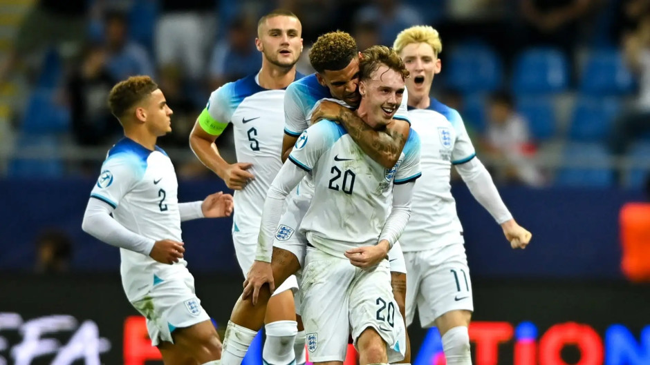 包含波黑赢得关键战役,锁定欧洲预选赛名额的词条 包含波黑赢得关键战役,锁定欧洲预选赛名额的词条