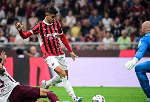 勇争前矛：绿茵场上绝不示弱