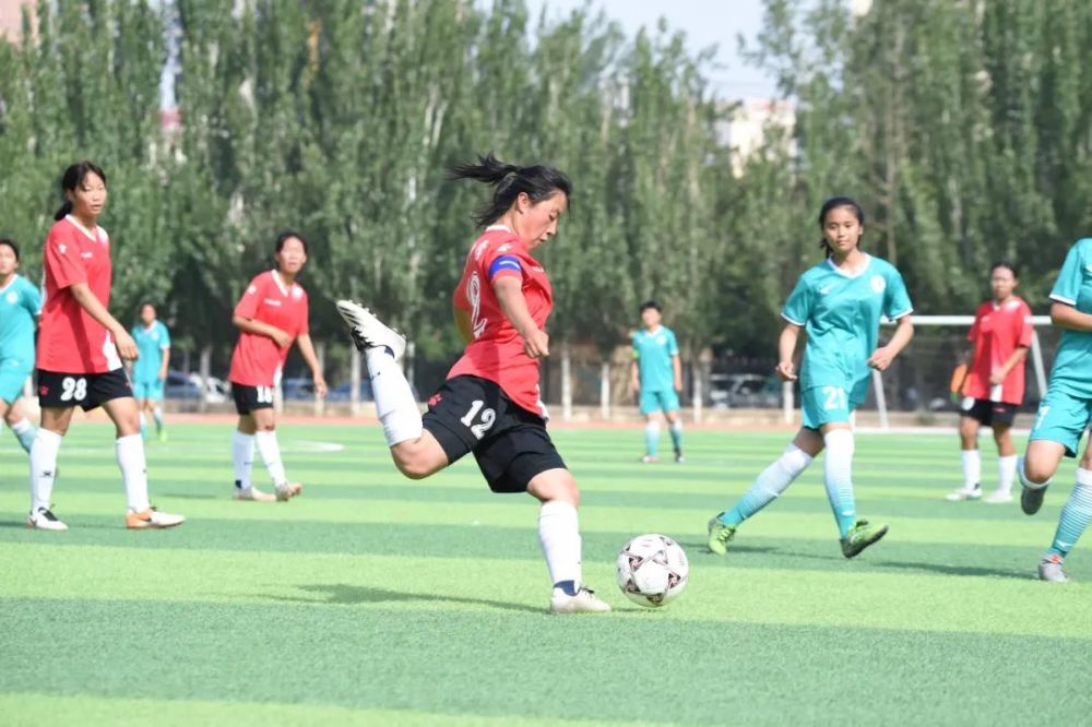 女子足球冠军杯擂台赛开启的简单介绍 女子足球冠军杯擂台赛开启的简单介绍