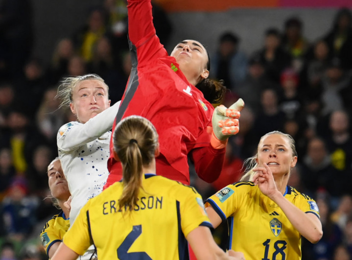 奥地利女足晋级八强,成为黑马 奥地利女足晋级八强,成为黑马