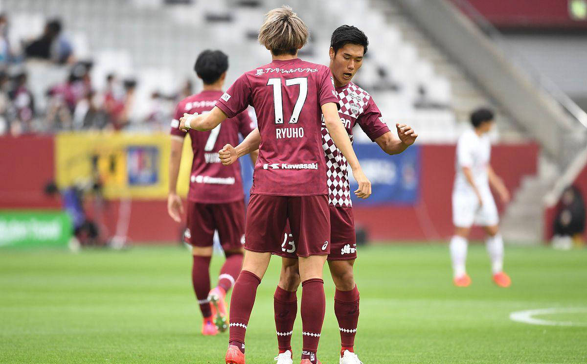 世俱杯改制-巴黎FC球员群策群力,打出连胜场均强劲实力的简单介绍