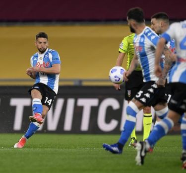 巴塞罗那教练团队进行战术调整,备战新赛季 巴塞罗那教练团队进行战术调整,备战新赛季