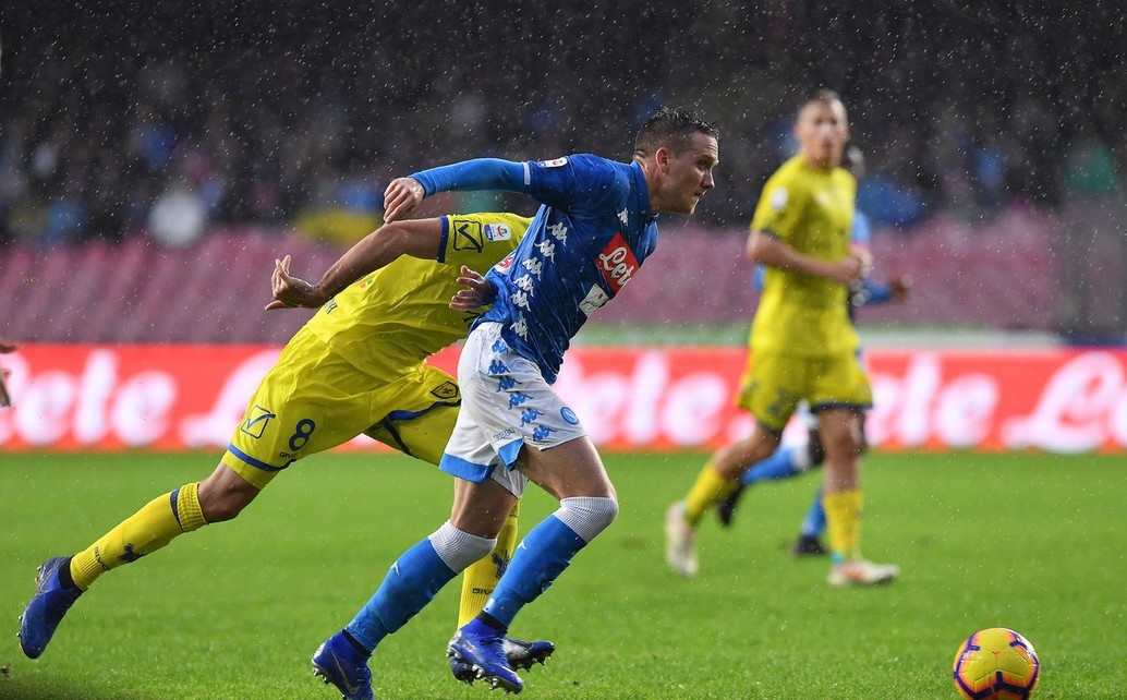 AC米兰连续三轮未能取胜,积分榜垫底 AC米兰连续三轮未能取胜,积分榜垫底