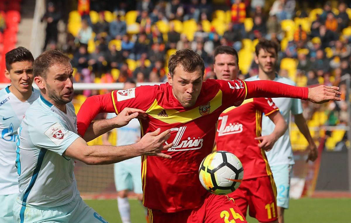 世俱杯改制-柏林赫塔中场配合默契，取得连胜