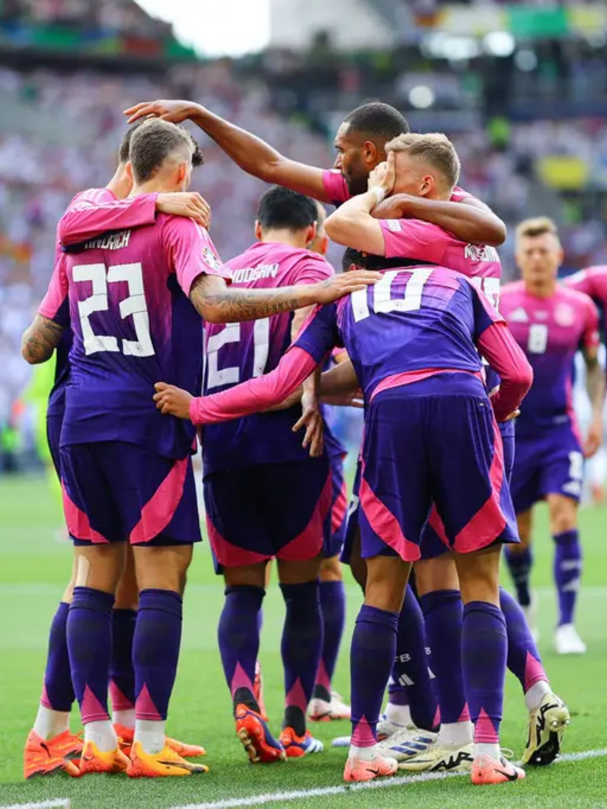 匈牙利队晋级欧洲锦标赛,战胜对手 匈牙利队晋级欧洲锦标赛,战胜对手