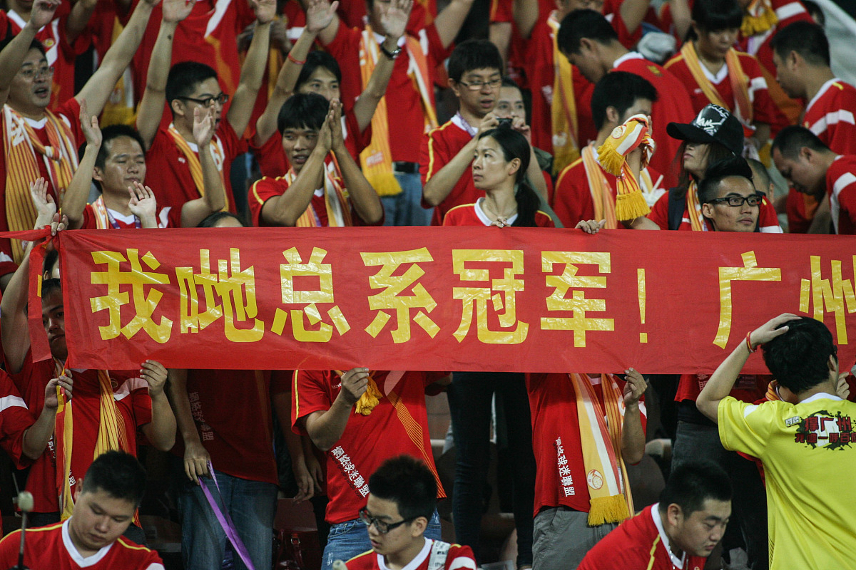 世俱杯官网-球队的拼搏精神感动无数观众