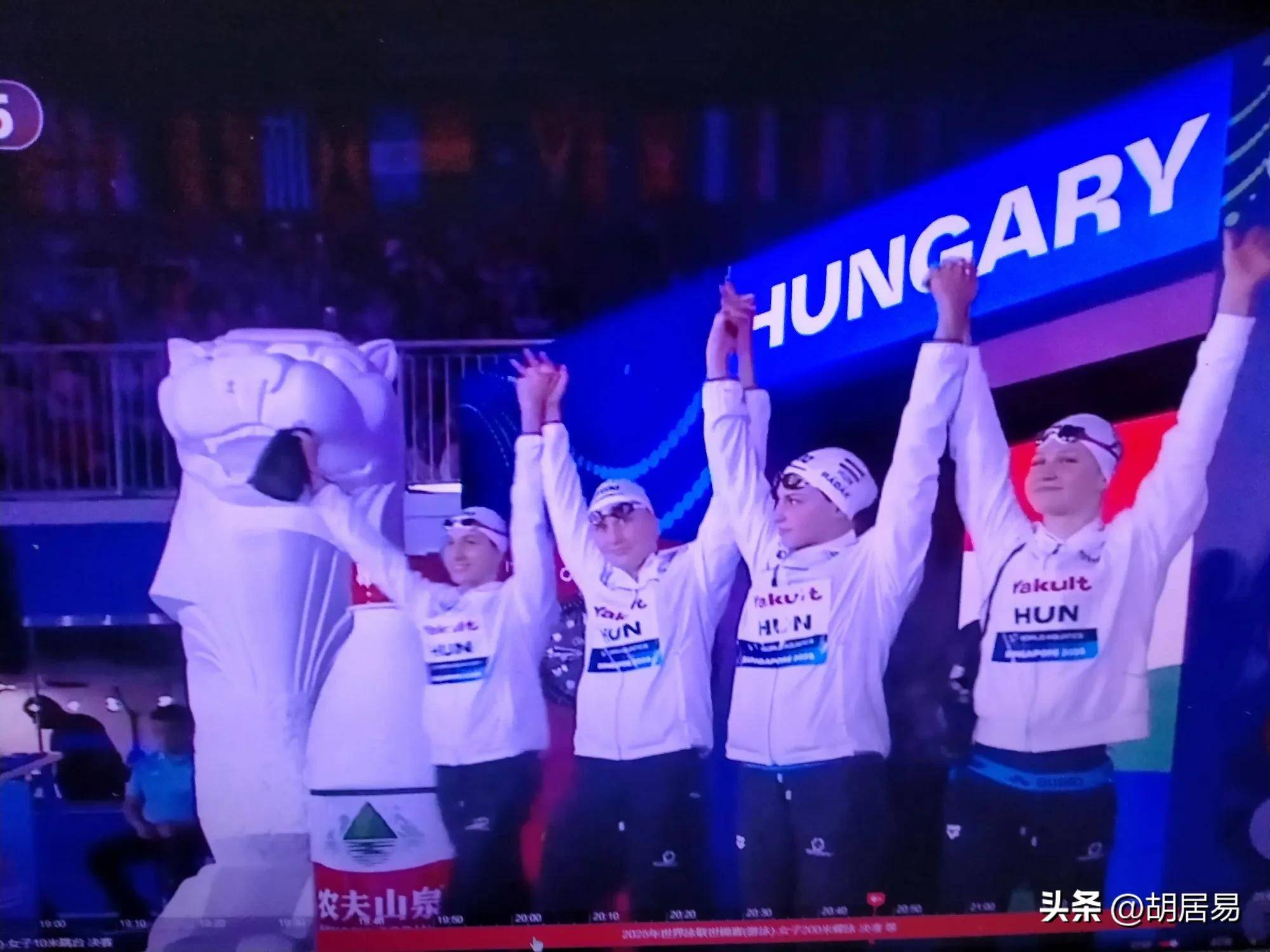 球队的拼搏精神感动无数观众 球队的拼搏精神感动无数观众