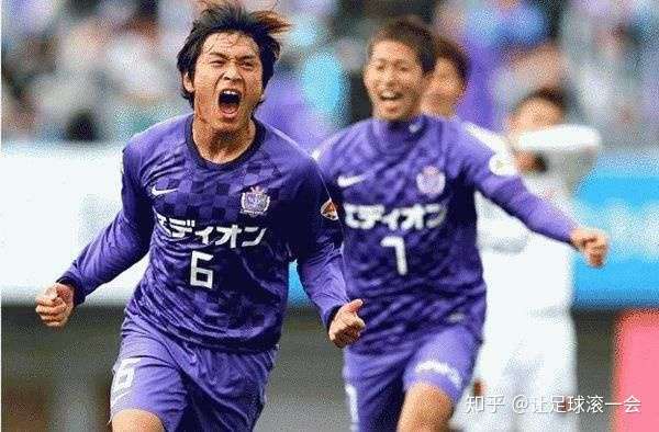 世俱杯-瓦朗谢纳足球俱乐部主帅指导有方，队员士气高昂的简单介绍