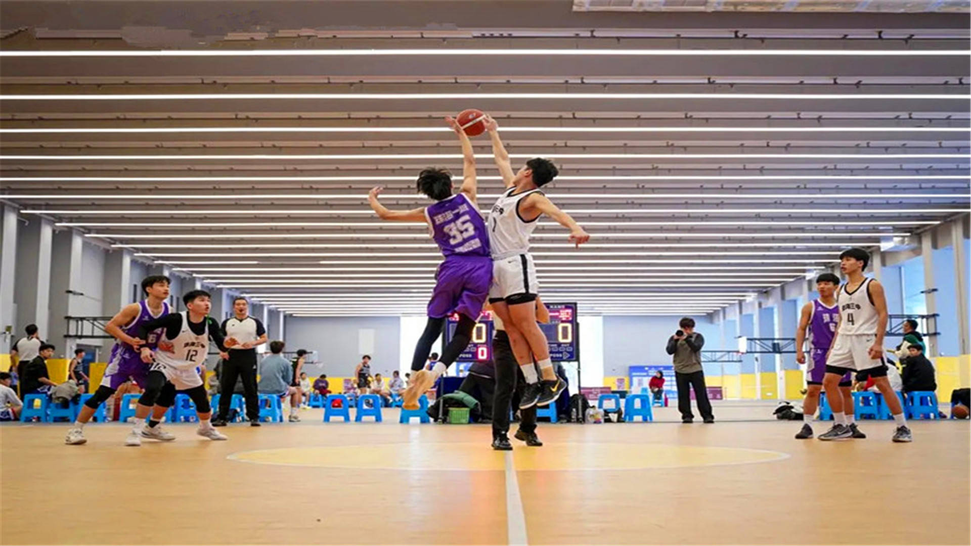 关于安科纳球员表现稳定,或成球队未来重心的信息 关于安科纳球员表现稳定,或成球队未来重心的信息