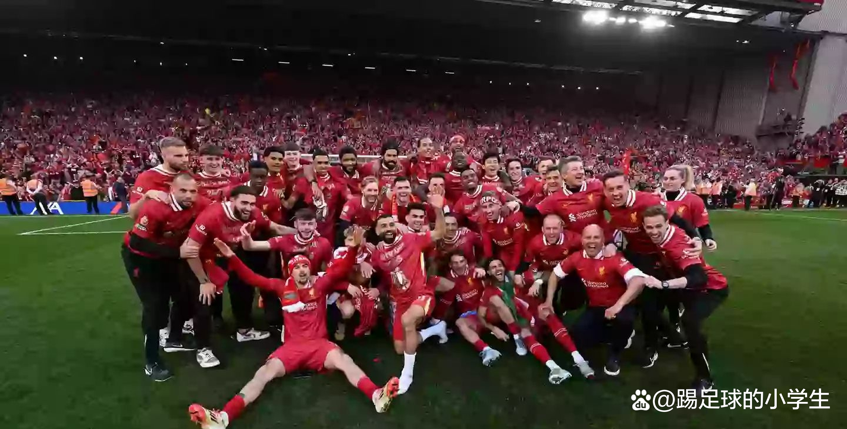 拜仁慕尼黑边锋神勇突破，助国家队领先进军决赛