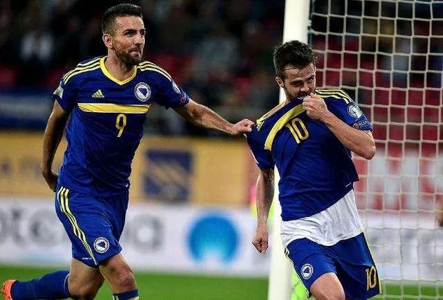 俄罗斯队在欧预赛中实现完美战绩 俄罗斯队在欧预赛中实现完美战绩