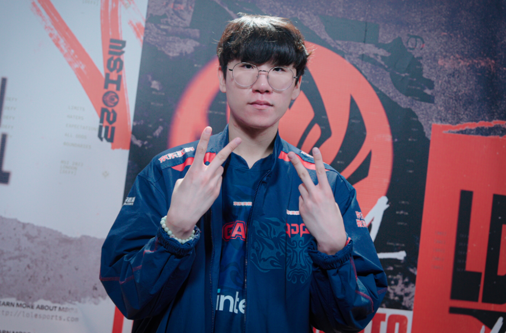 TES力克SHR,Ruler操刀奇招英雄翻盘鏖战多局淘汰赛,引爆全场热议 TES力克SHR,Ruler操刀奇招英雄翻盘鏖战多局淘汰赛,引爆全场热议