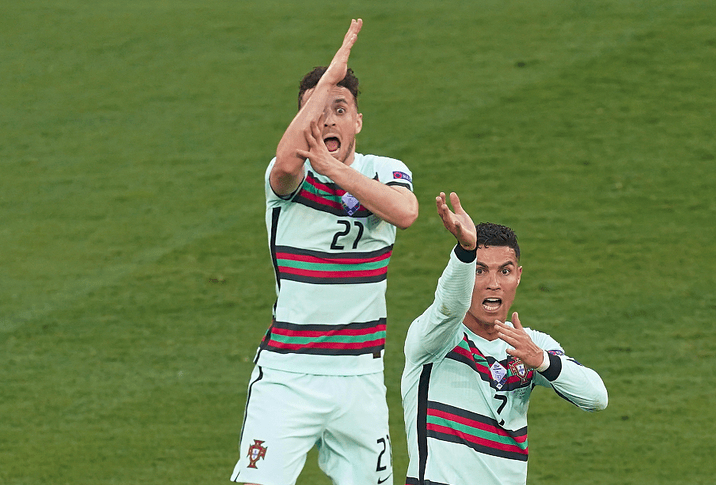 世俱杯分组-欧洲杯比赛小组赛情况逐步清晰，谁能出线？的简单介绍