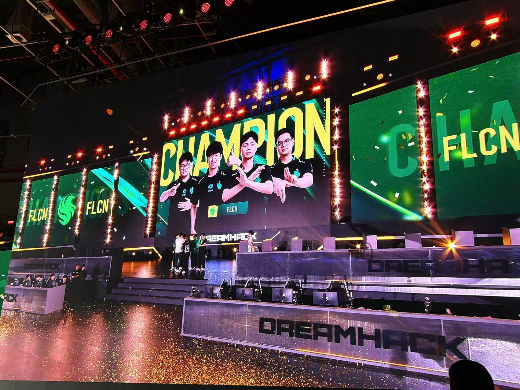 MAD横扫T1,Chovy线上压制力十足强强对话淘汰赛,强势挺进下一轮 MAD横扫T1,Chovy线上压制力十足强强对话淘汰赛,强势挺进下一轮