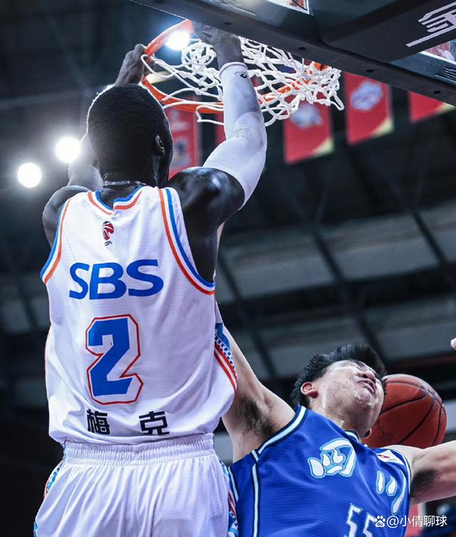 世俱杯参赛资格-谢菲联对阵狼队,实力对决角逐一触即发