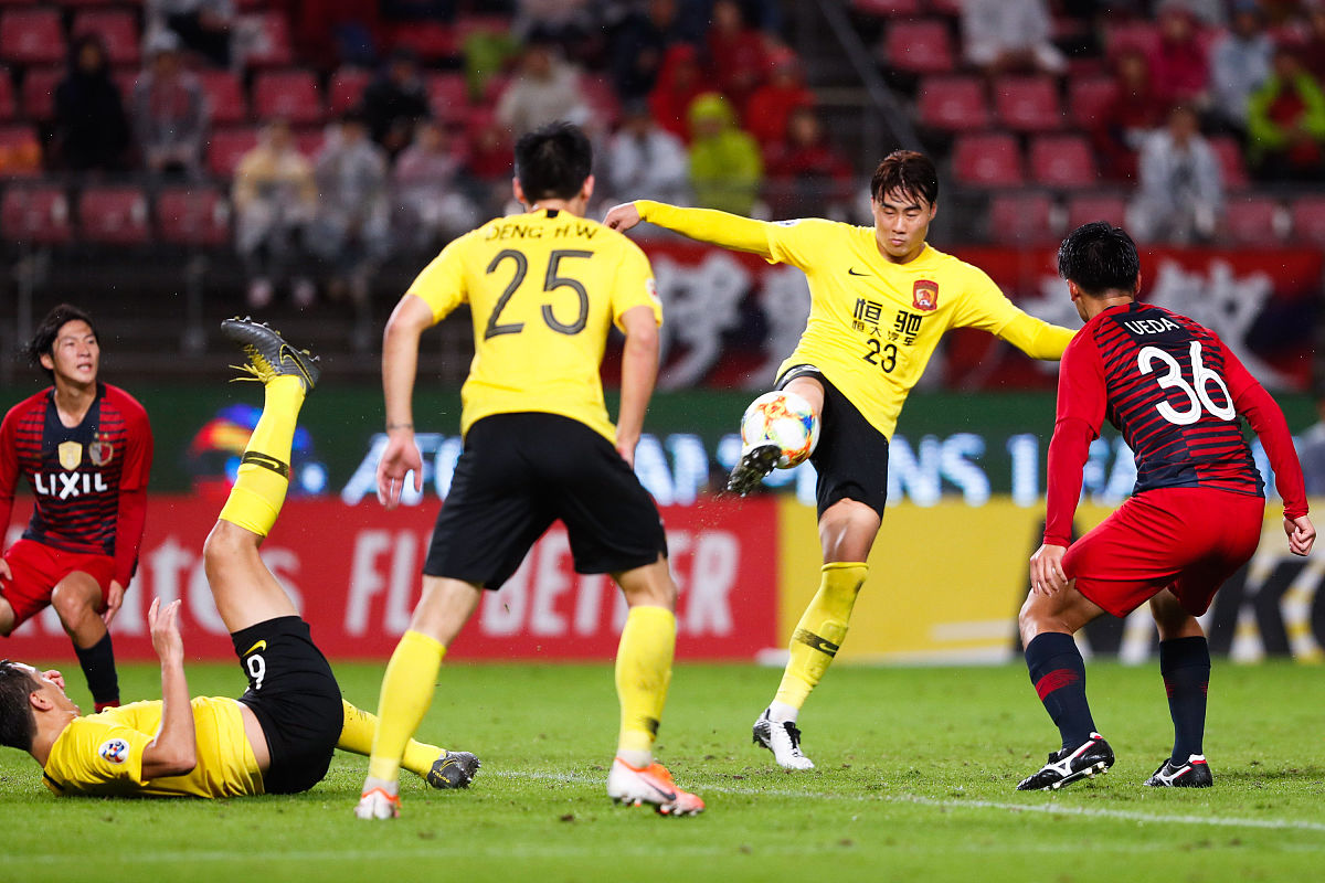 包含精彩比赛中球员技术娴熟,带领球队夺取胜利的词条 包含精彩比赛中球员技术娴熟,带领球队夺取胜利的词条