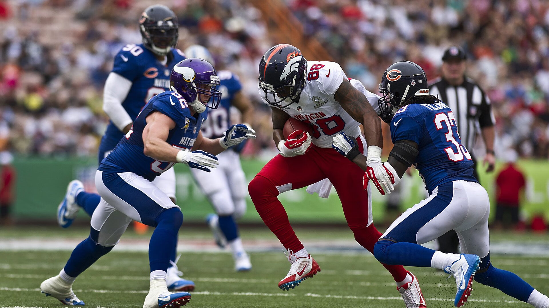 卢卡库进攻端无人可挡，南非最后时刻击败加拿大，足球之夜的双重震撼