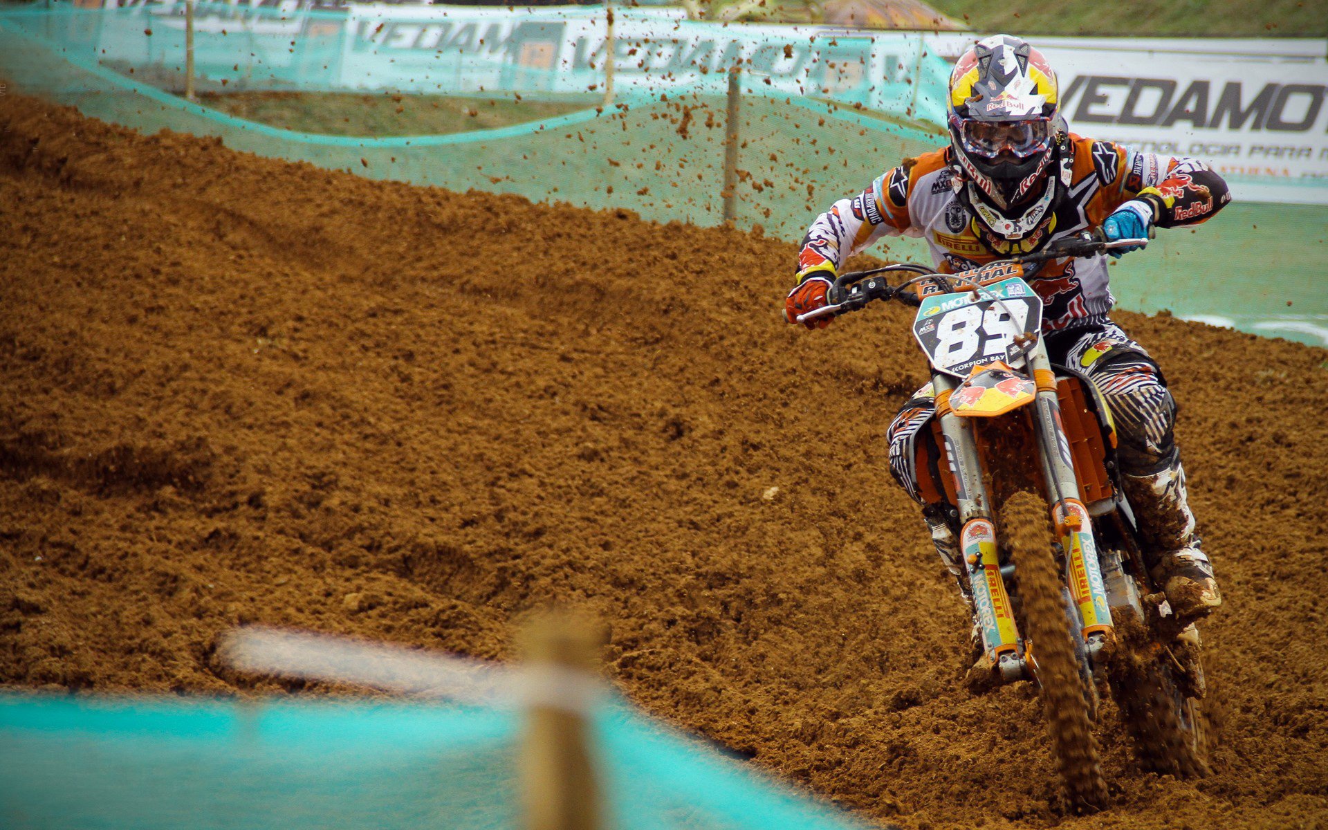 努涅斯独造三球闪耀全场，克罗地亚全明星队轻取里昂迎开门红